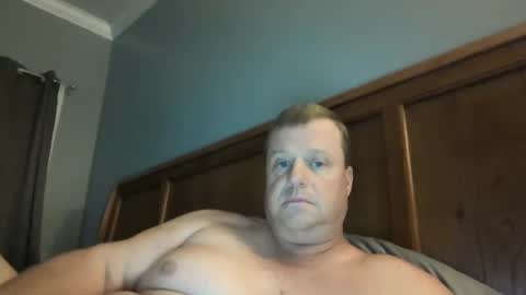 Snapshot of cmachen chatting on September 14, 11:17 pm cmachen online show from September 14, 11:17 pm