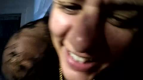 cmoan3y online show from October 22, 2:08 pm