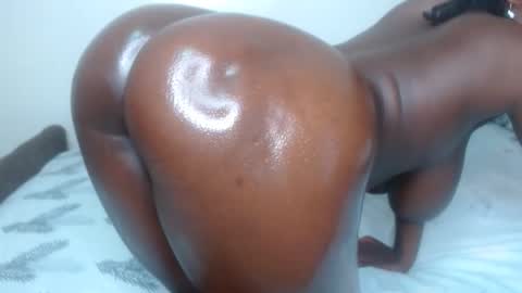 cocoa_devine online show from March 18, 12:11 pm