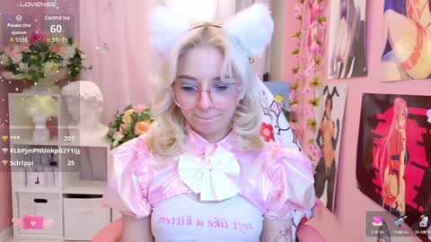 Mia online show from February 4, 12:08 am