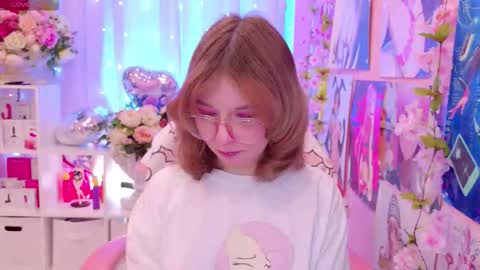 Mia online show from February 12, 8:56 pm