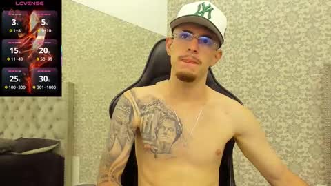 Cody Walker online show from November 8, 11:52 pm