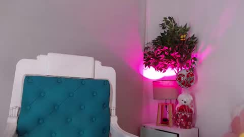 Coffee Dreams online show from February 24, 5:42 pm