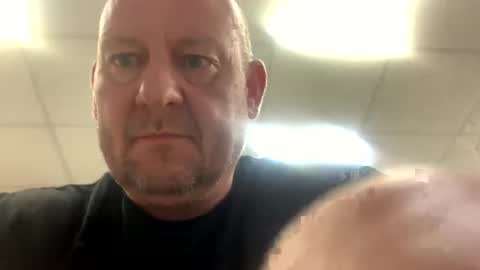 col4nows online show from September 26, 12:02 pm