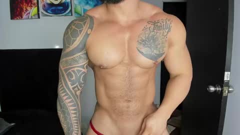 college_muscle_ass online show from January 8, 1:52 pm