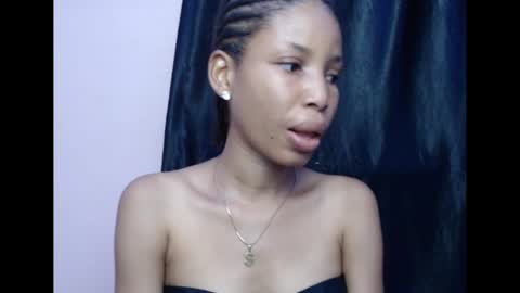 Snapshot of coltish_sexy chatting on March 11, 8:08 am coltish_sexy online show from March 11, 8:08 am