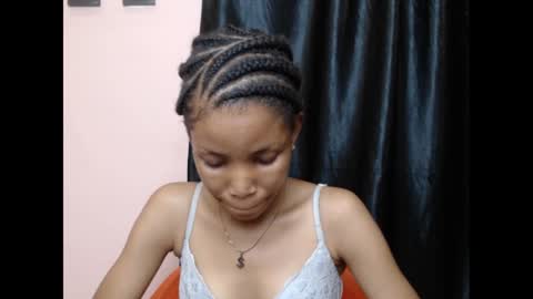 Snapshot of coltish_sexy chatting on February 11, 11:31 am coltish_sexy online show from February 11, 11:31 am