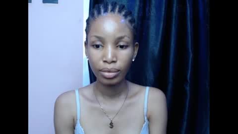 Snapshot of coltish_sexy chatting on February 19, 11:38 am coltish_sexy online show from February 19, 11:38 am