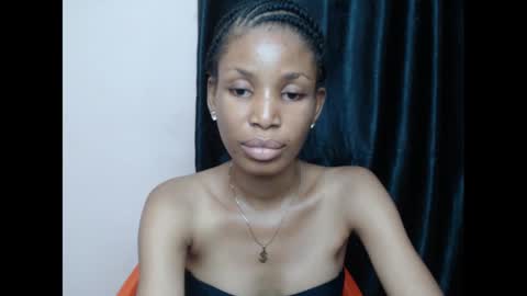 Snapshot of coltish_sexy chatting on February 5, 3:31 pm coltish_sexy online show from February 5, 3:31 pm