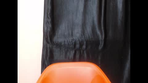 Snapshot of coltish_sexy chatting on February 22, 2:52 pm coltish_sexy online show from February 22, 2:52 pm