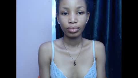 Snapshot of coltish_sexy chatting on February 27, 8:13 am coltish_sexy online show from February 27, 8:13 am