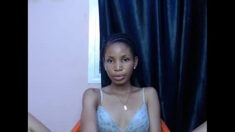 Snapshot of coltish_sexy chatting on February 14, 3:26 pm coltish_sexy online show from February 14, 3:26 pm