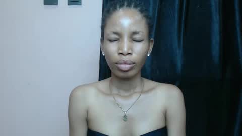 Snapshot of coltish_sexy chatting on March 4, 12:33 pm coltish_sexy online show from March 4, 12:33 pm