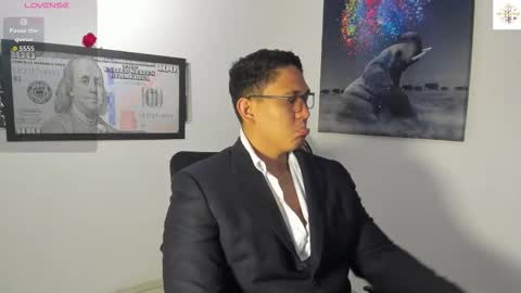 coltonmassif_ online show from October 18, 4:38 am