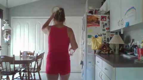 comeback pussy online show from October 29, 6:30 pm