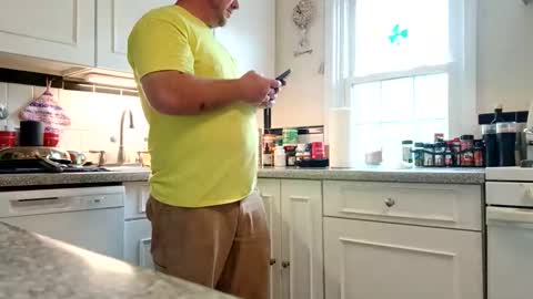 comegetmeinthemorning online show from April 15, 4:10 pm