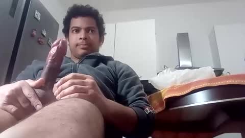 comobailamioso online show from February 13, 11:02 am