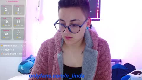 lyan onlyfans n linda online show from December 3, 10:01 pm