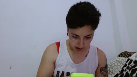 lyan onlyfans n linda online show from March 10, 7:18 pm