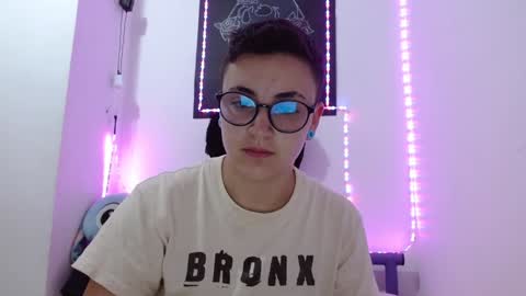 lyan onlyfans n linda online show from December 29, 3:33 am