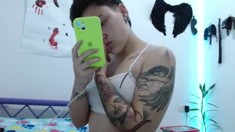 lyan onlyfans n linda online show from February 26, 6:48 pm