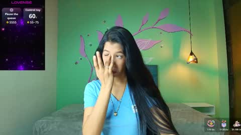 C O N N I E online show from November 15, 3:24 pm