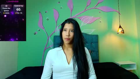 C O N N I E online show from November 4, 9:27 pm