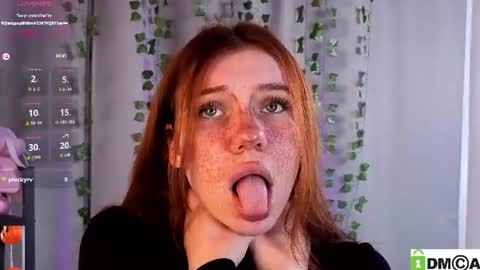 Amy online show from June 17, 6:24 pm
