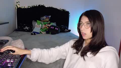 conor_taylor_ online show from November 11, 5:15 pm