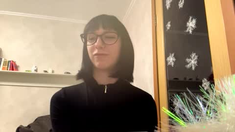 Julia online show from January 9, 7:08 pm