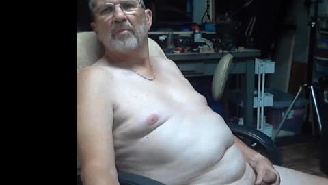 conastantbater57 online show from October 2, 3:49 am