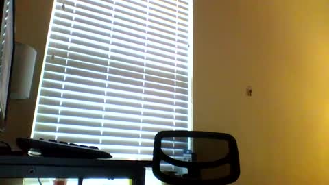 Snapshot of cooldude122222 chatting on February 26, 2:16 pm cooldude122222 online show from February 26, 2:16 pm