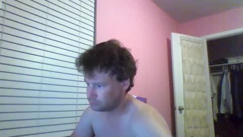 Snapshot of cooldude122222 chatting on October 13, 12:34 am cooldude122222 online show from October 13, 12:34 am