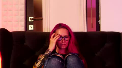 Ginger The Cringer online show from May 14, 3:10 pm
