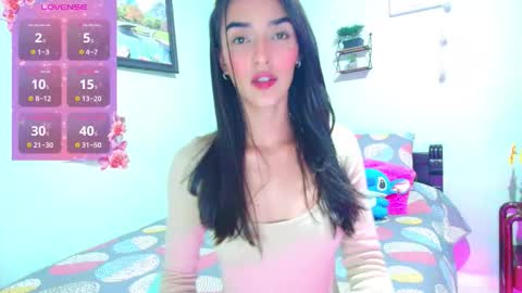 Coral online show from October 8, 8:59 pm