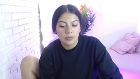 Carolina  online show from February 15, 11:39 am