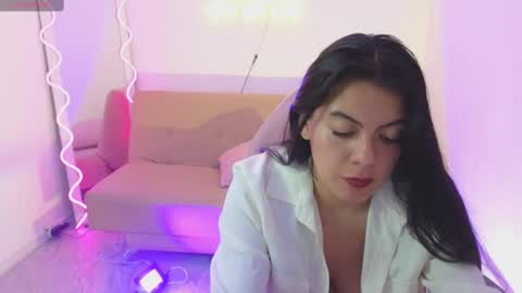 Carolina  online show from March 4, 6:26 am