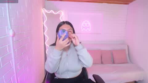 Carolina  online show from September 15, 7:26 pm