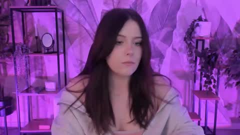 little girl who is always right or Coraline online show from October 27, 5:29 am