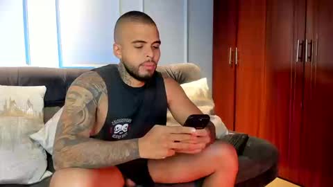 DaveMonsalve online show from September 23, 3:39 pm