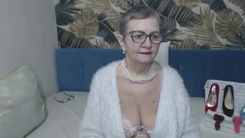 corssika online show from February 8, 12:19 pm