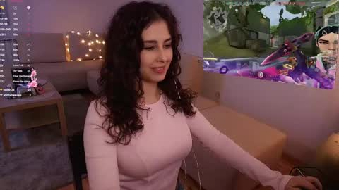 Luna online show from April 7, 7:27 pm