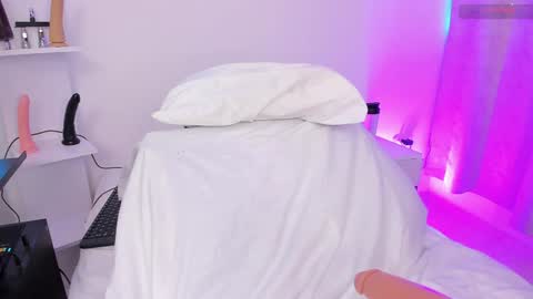 Maria  online show from February 5, 5:52 am