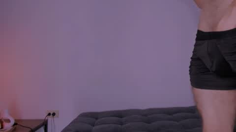 Snapshot of couple_sexxo chatting on September 10, 2:45 am Couple sexxo online show from September 10, 2:45 am