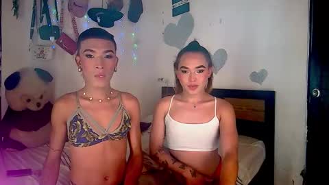 ALEXA  KIM online show from November 20, 6:05 pm