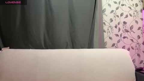 Emily  Ryan online show from November 8, 9:07 pm