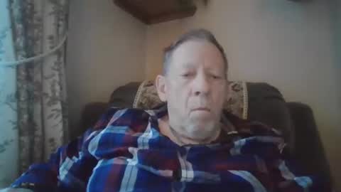 courieral1 online show from December 22, 8:21 am