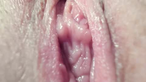 Snapshot of courtney_luv chatting on January 16, 3:13 pm Im Courtney Nice to meet youFollow meInstagram courtneyluv778 online show from January 16, 3:13 pm