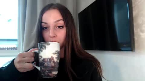 Courtney online show from October 15, 2:18 pm