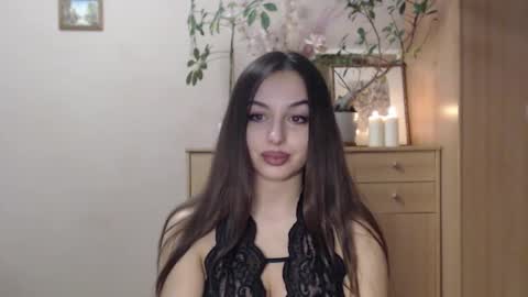 Snapshot of courtney_lux chatting on February 1, 2:56 pm Courtney online show from February 1, 2:56 pm